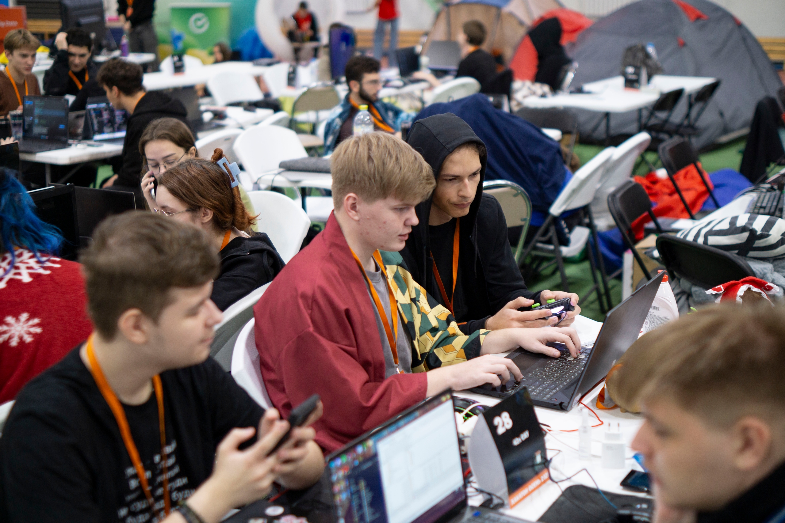 serejqLMNnNp1wxQRGqIQ-Ky2pYaSUZ_IgfGODJoh1EFplbzIeg-rkhgnLaN38rkwz4g1kP172iTZ1Jj0-rxs1Y3